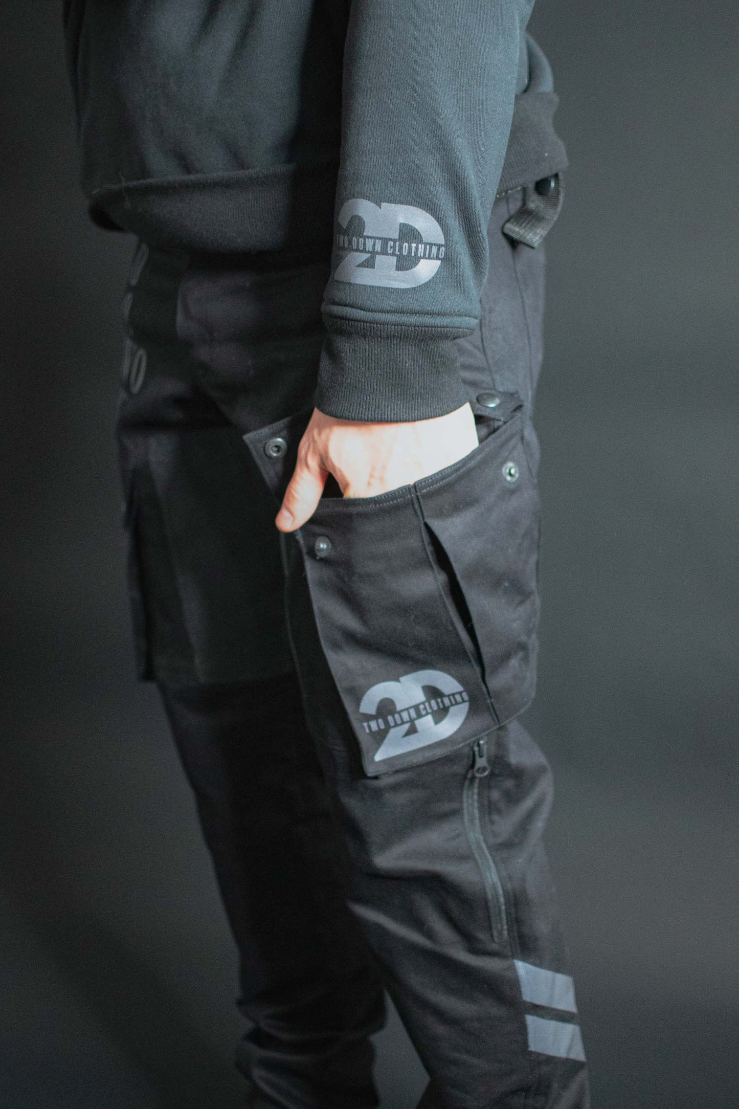 Founder Cargo Pants detail
