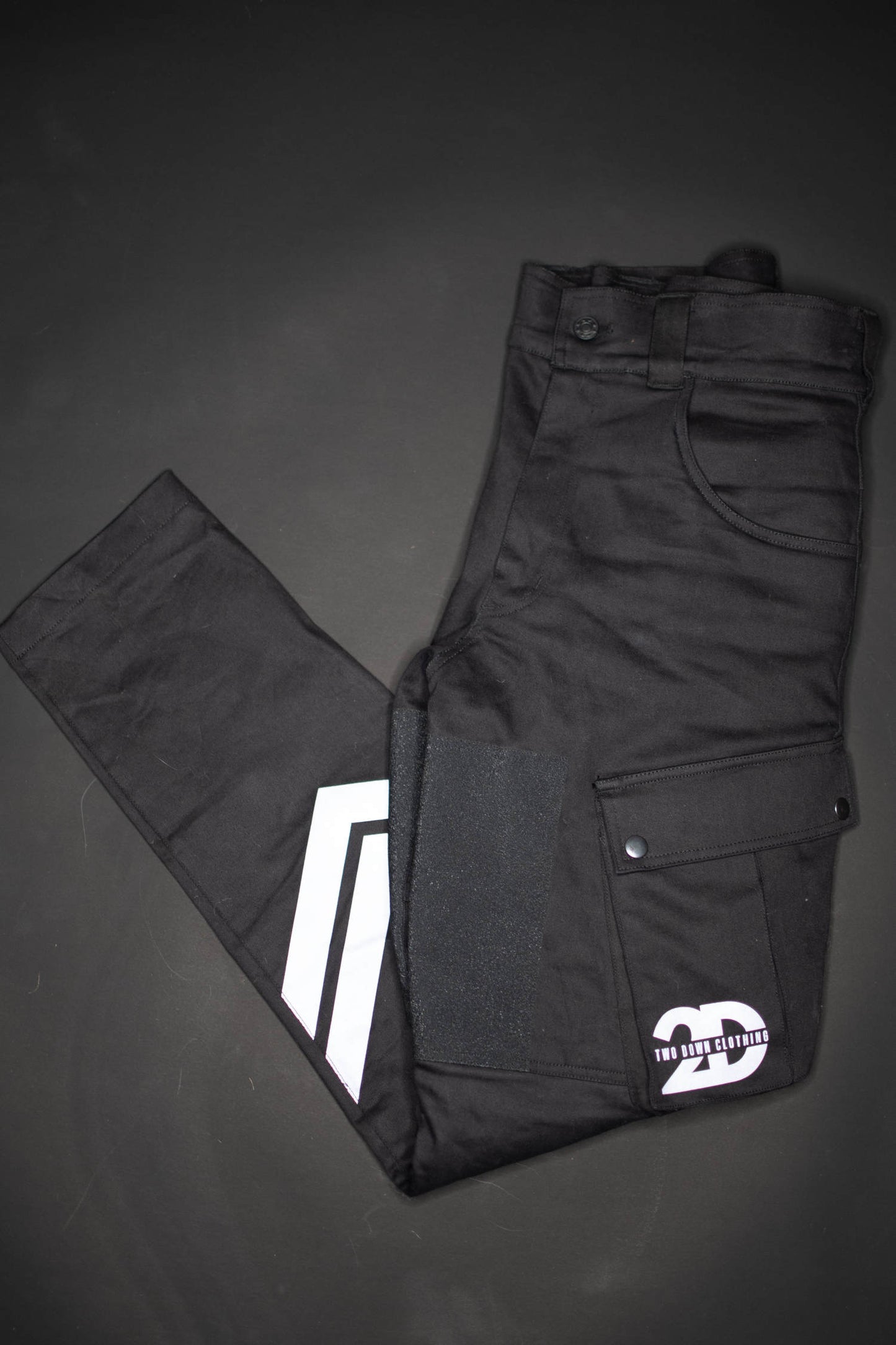 Founder Cargo Pants detail