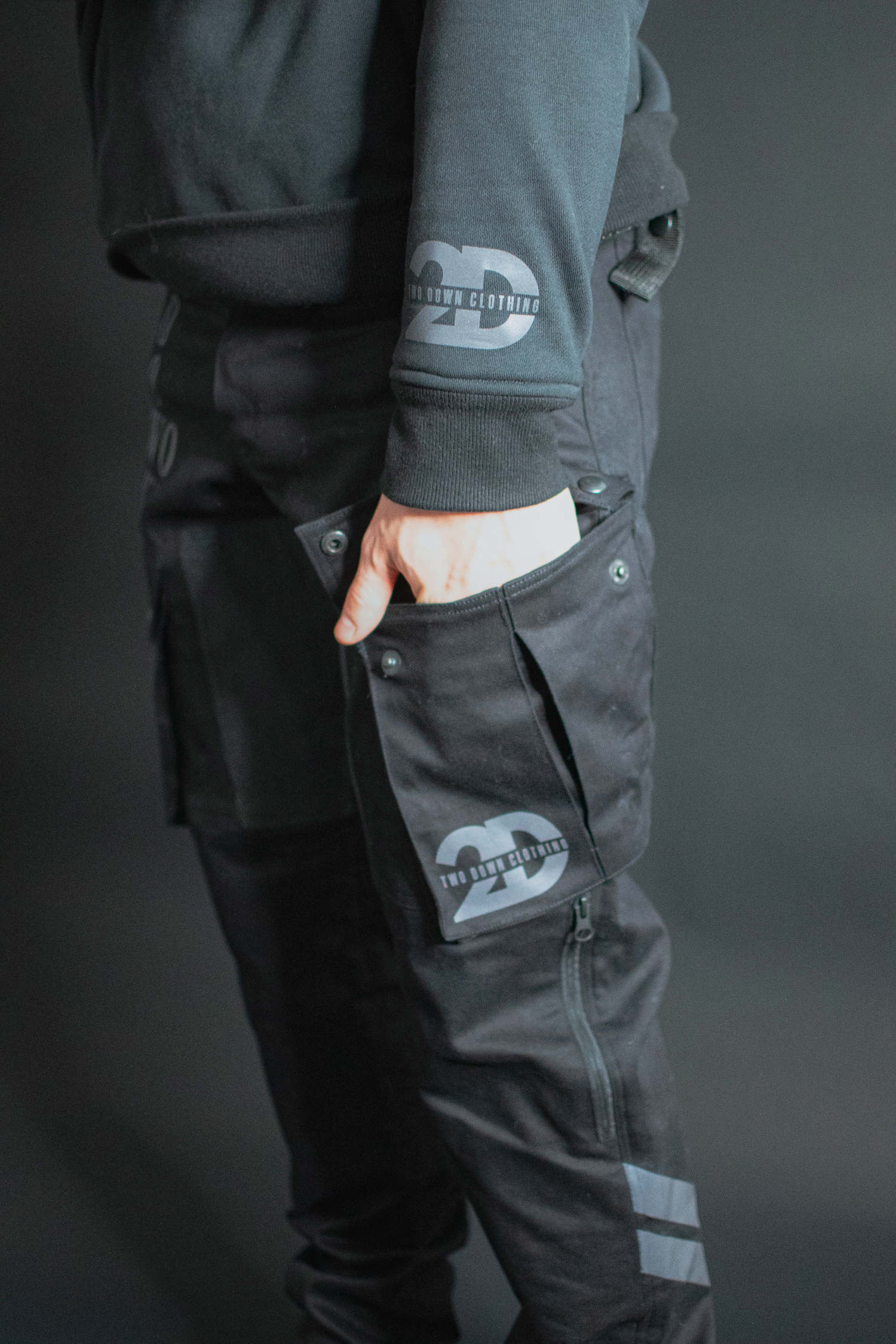 Founder Cargo Pants detail